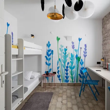 Tatil Evi Frame