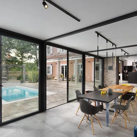 Frame Holiday home Jursici